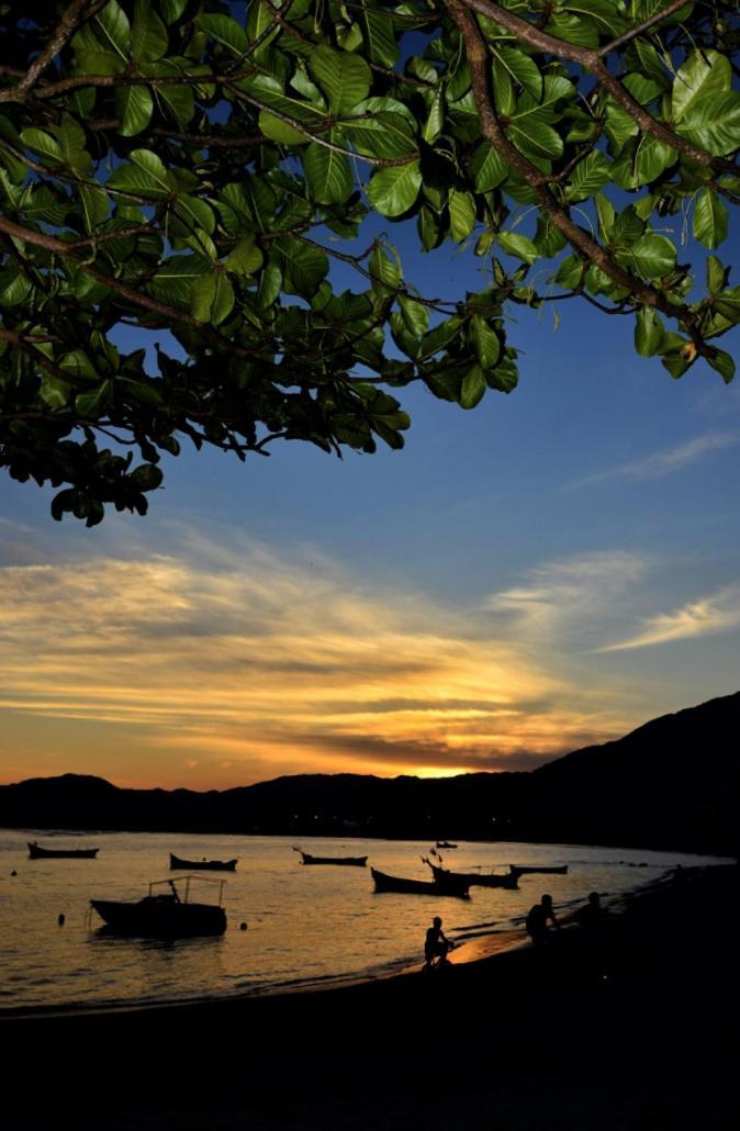 Apartamento Estudio Em Caraguatatuba Com Garagem Buitenkant foto